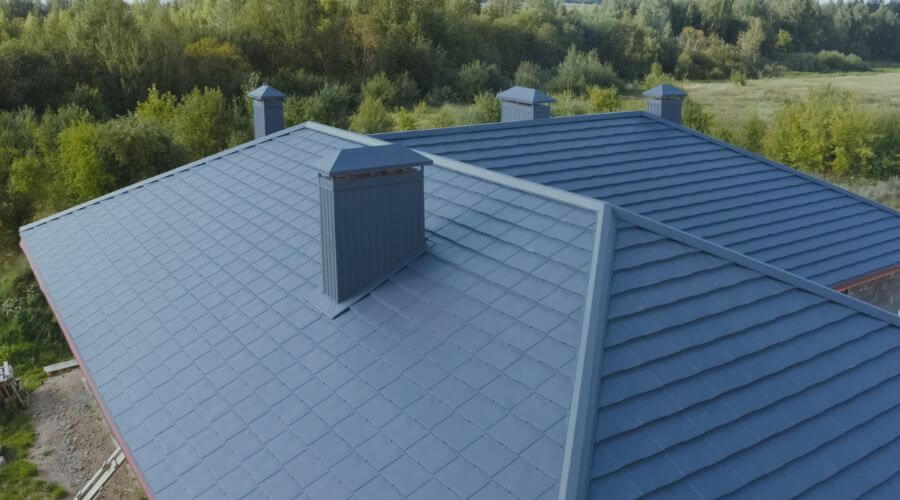 Professional gutter cleaning in Leopolis, WI